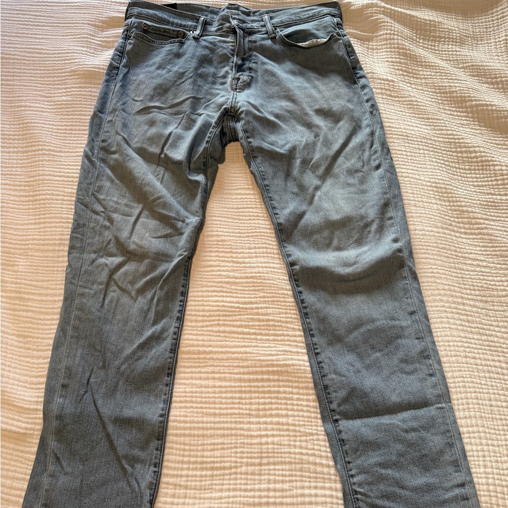 Abercrombie & Fitch Men's Light Blue Straight Jeans